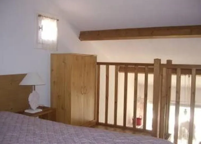 Apartament F2 Mezzanine Avec Piscine, Parking Et Climatisation A Palavas, Proche Et Centre-ville - Fr-1-559-8