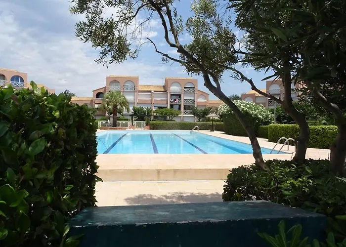 Apartament F2 Mezzanine Avec Piscine, Parking Et Climatisation A Palavas, Proche Et Centre-ville - Fr-1-559-8